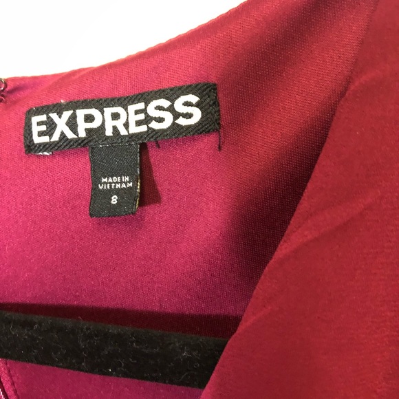 Express romper size 8 - Picture 3 of 6